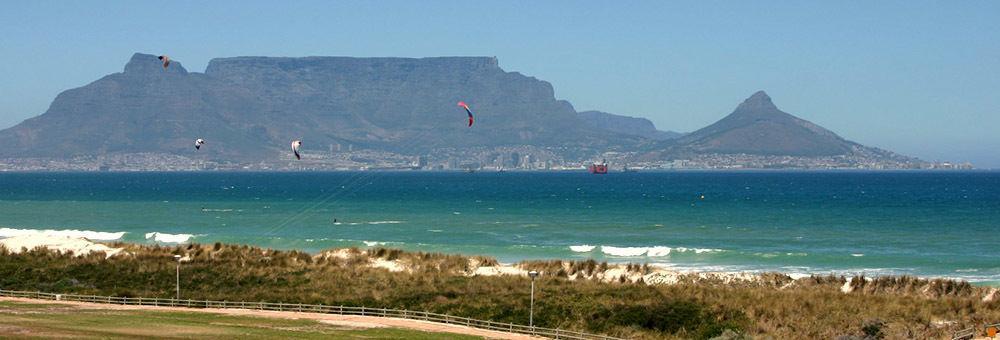 Blouberg Beachfront Accommodation بلوبيرجستراند المظهر الخارجي الصورة