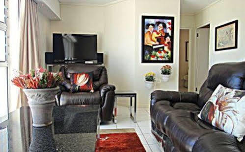Blouberg Beachfront Accommodation بلوبيرجستراند المظهر الخارجي الصورة